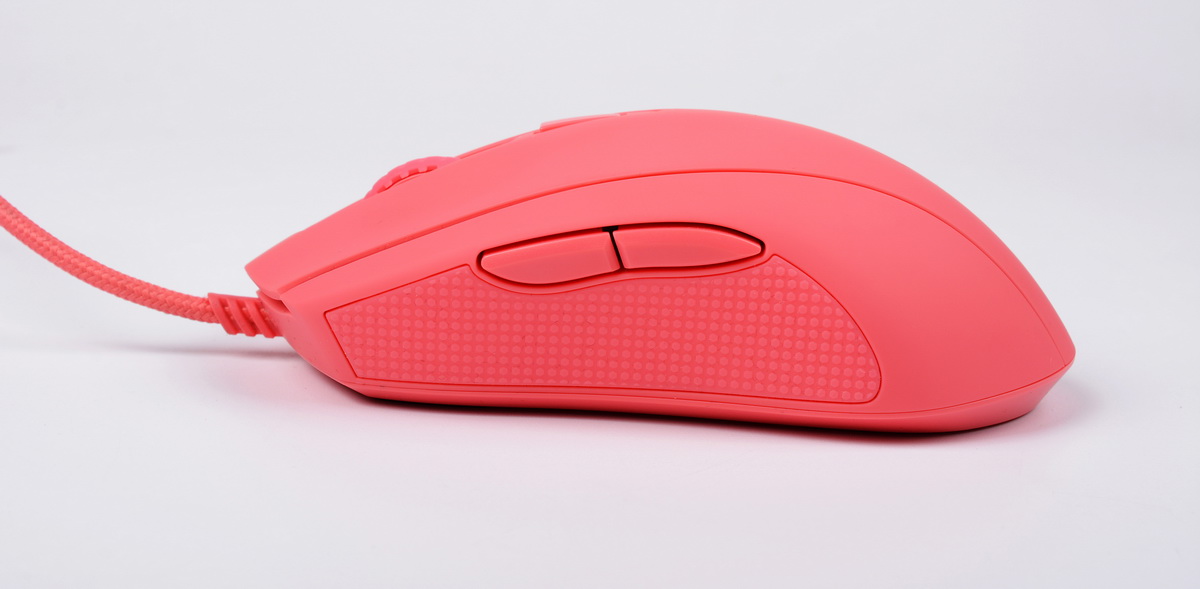 美的不像个游戏鼠标，麦傲尼克斯Castor霜糖红体验