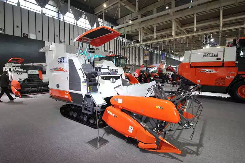 家家乐杂粮割台pk黄金谷割台,家家乐玉米收割机割台多少钱一个