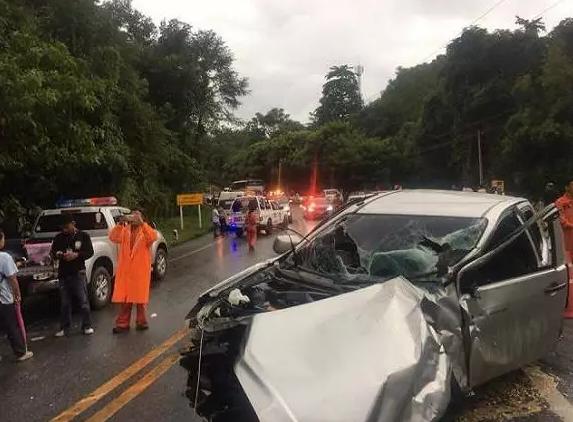 泰国机场PN99有坑、抽*子烟电**被罚……长假去泰国，还需知道些啥？