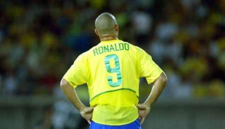 足球史上最好的中锋排名,足球谁巅峰最强