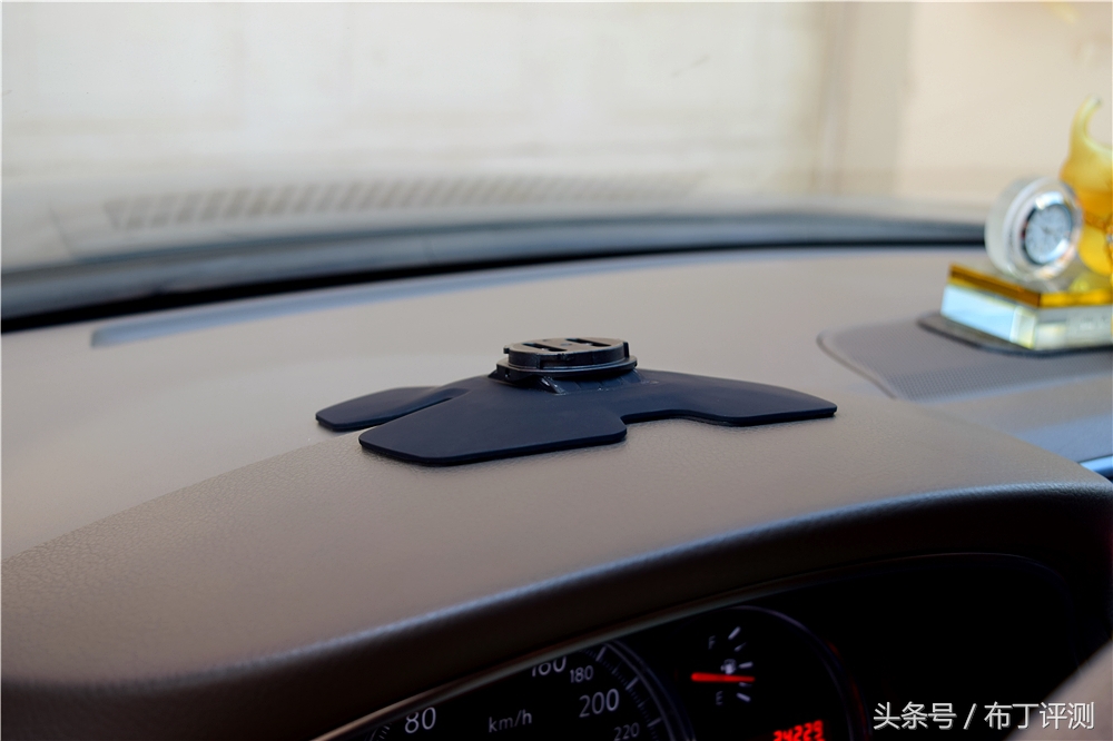 宝马carplay高德hud页面,宝马carplay能在hud上显示吗