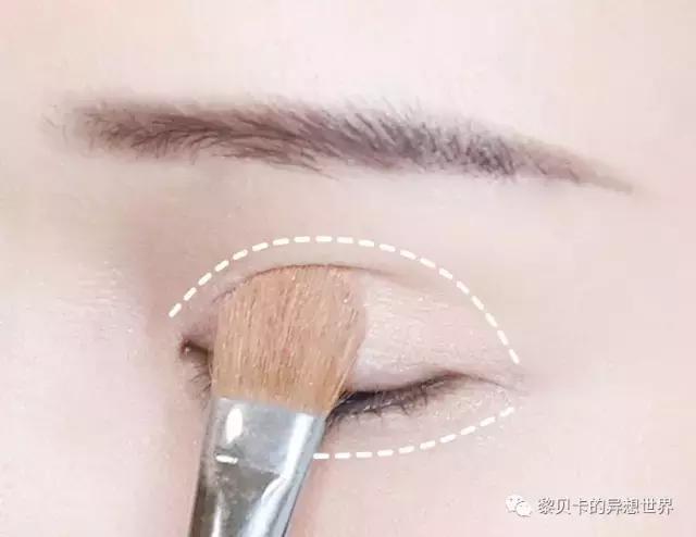 早上只有十分钟？手把手教你化出精致妆容！