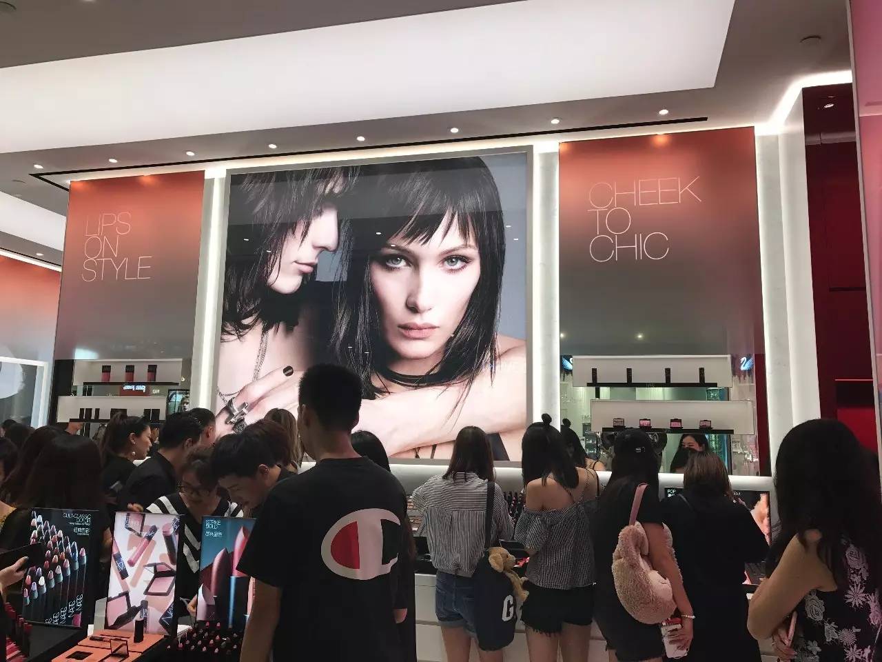 美妆界的老司机nars,nars上海门店