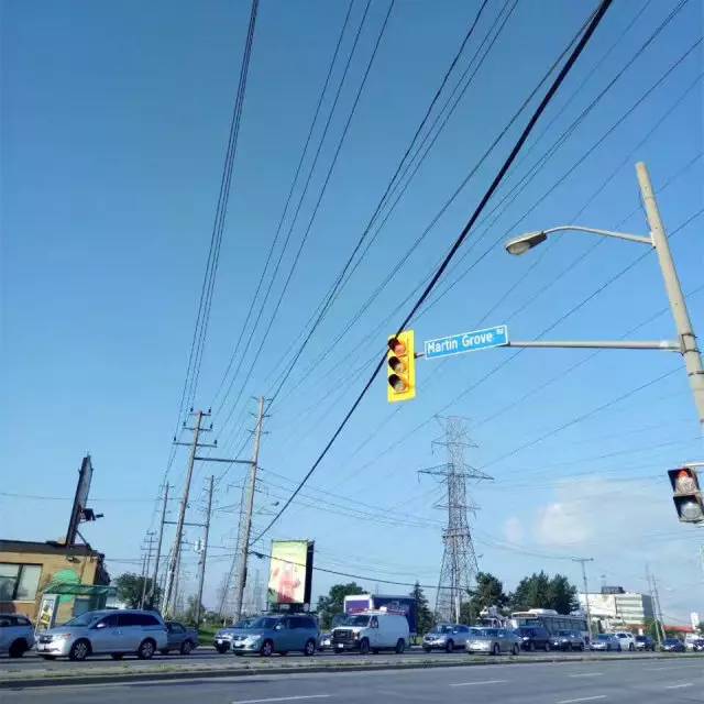 学姐学长的朋友圈,飞过一整个世界