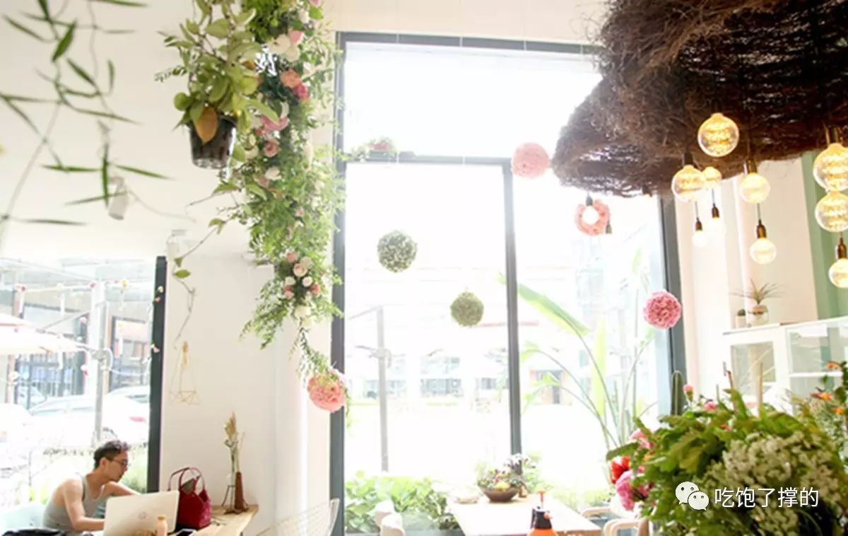 轻奢小众高级花店,有文艺气息的花店