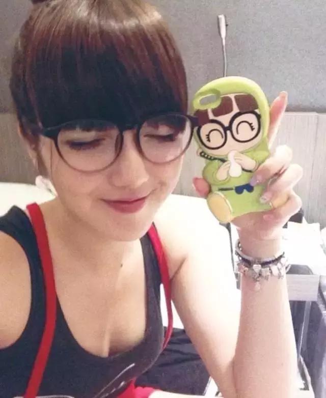 2017棣欐腐娓闆峰簞鍎跨礌棰滅収,婢抽棬缃戠孩姘旇川濂冲