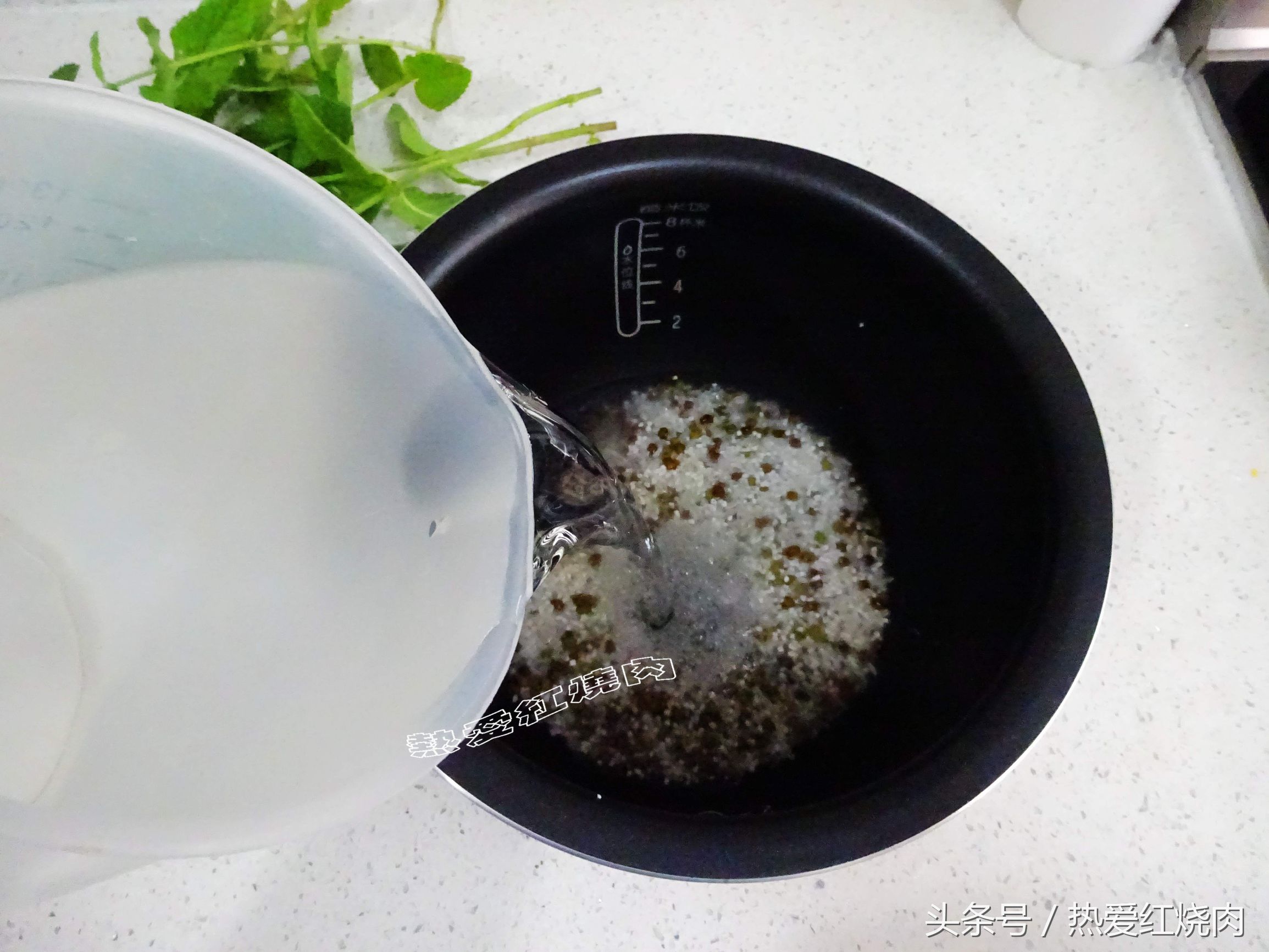 熬粥不稀不稠水比例,煮粥不是很熟吃了没事吧