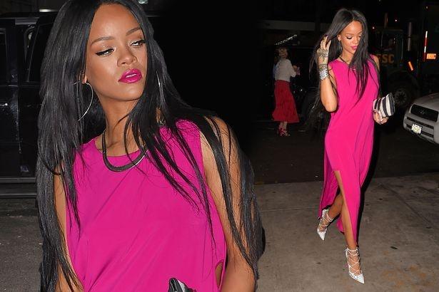 星际特工蕾哈娜百变秀 (星际特工蕾哈娜变装)