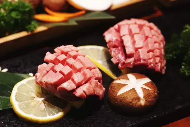 伊势丹楼下烤肉,伊势丹一楼店铺