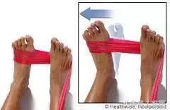 小腿一只大一只小是怎么回事,小腿突然出现一块红肿是怎么回事