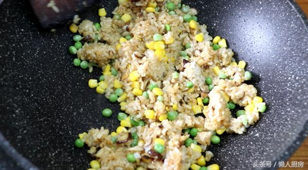 自制蛋包饭一人吃一个管饱,自制蛋包饭100%成功