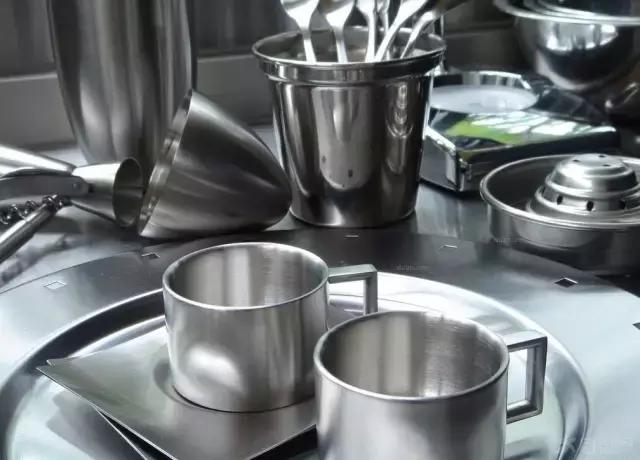 生活小妙招衣物上有泥巴洗不掉,生活衣物小妙招大全