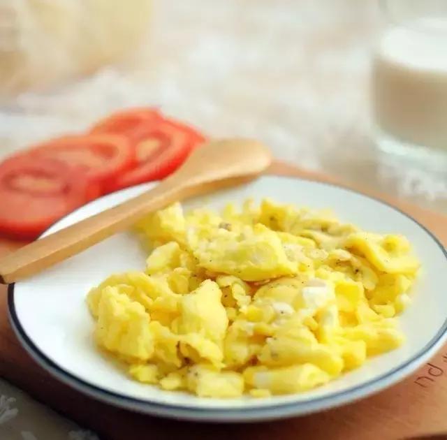 麦当劳的鸡蛋怎么炒嫩的,韭菜鸡蛋怎么炒才嫩滑