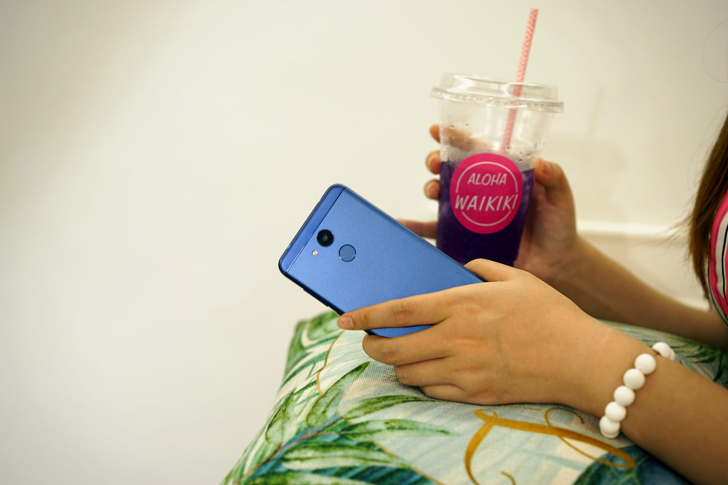 荣耀v9play,荣耀v9畅玩版