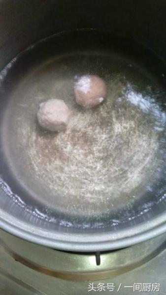 自己做的肉丸子好吃放心,怎样做肉丸子q弹松软入口即化