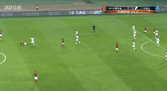 中超新军踢疯了2场狂轰10球,中超豪门半场狂丢四球