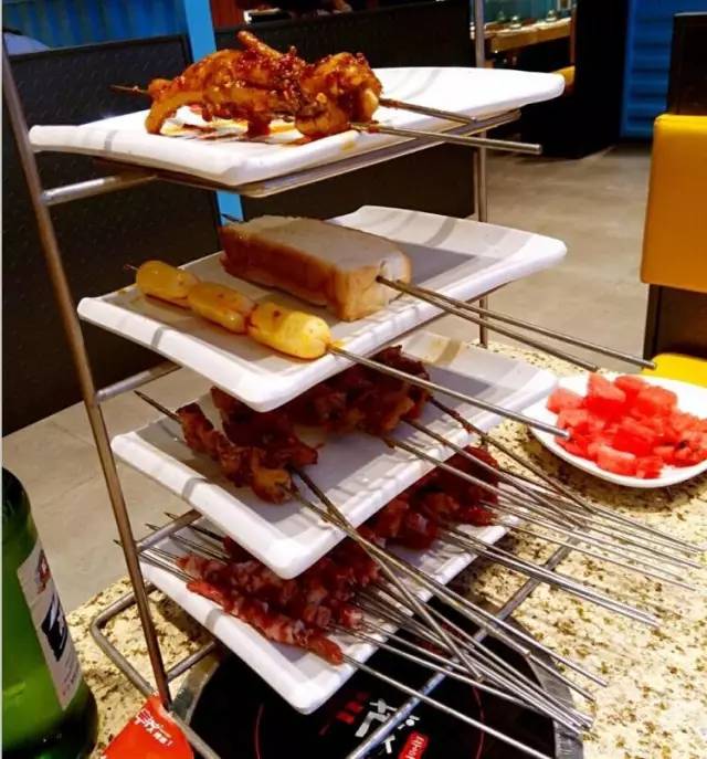 北京十大必吃连锁店,京城最火的12家撸串圣地