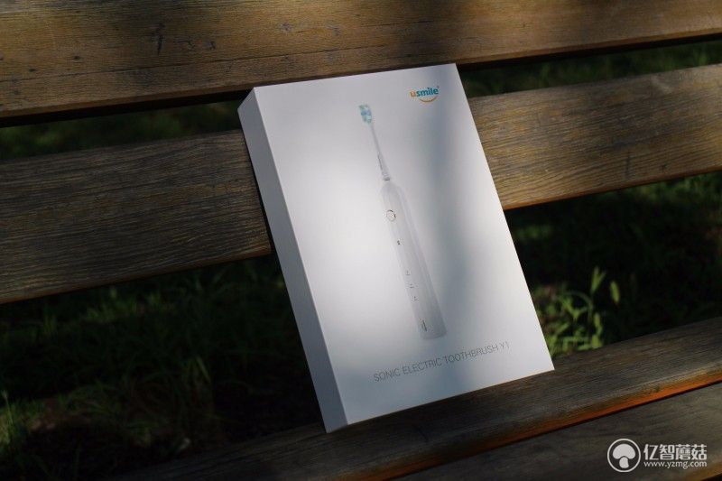 usmile声波电动牙刷如何使用,电动牙刷测评usmile智能声波