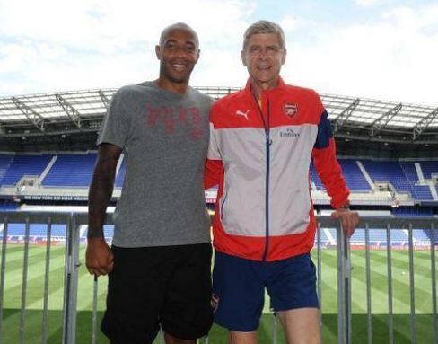 足球场上的兄弟情谊,师徒情谊足球