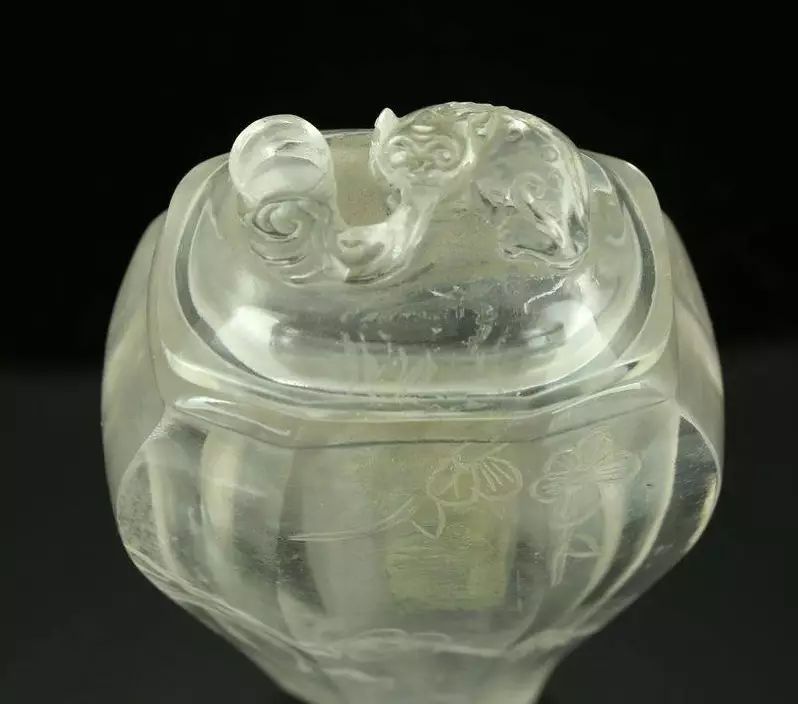 晶莹剔透的水晶宝石,晶莹剔透白水晶