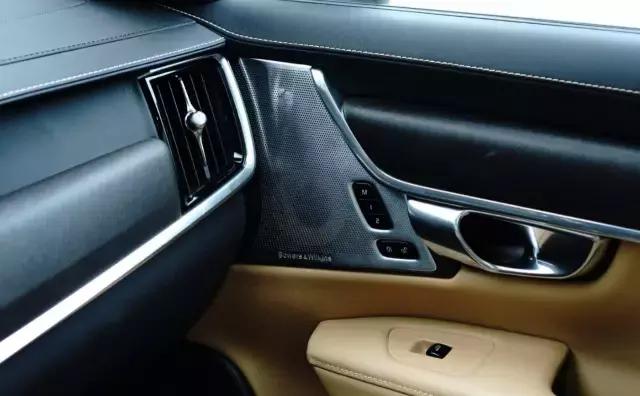 六七十万买什么车v8,新车v90cc顶配落地价