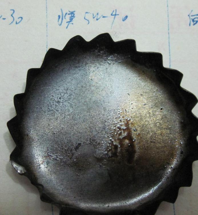 美孚机油1号真假对比图,美孚雷霆1号和红线哪个好些