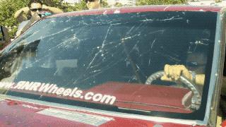 能震掉*裤底**的车载低音炮，到底有多强？