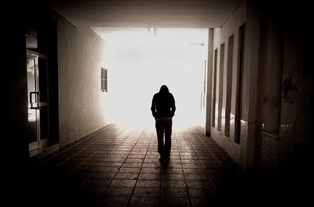 家里欠债200万怎么办,家里欠债了怎么安慰