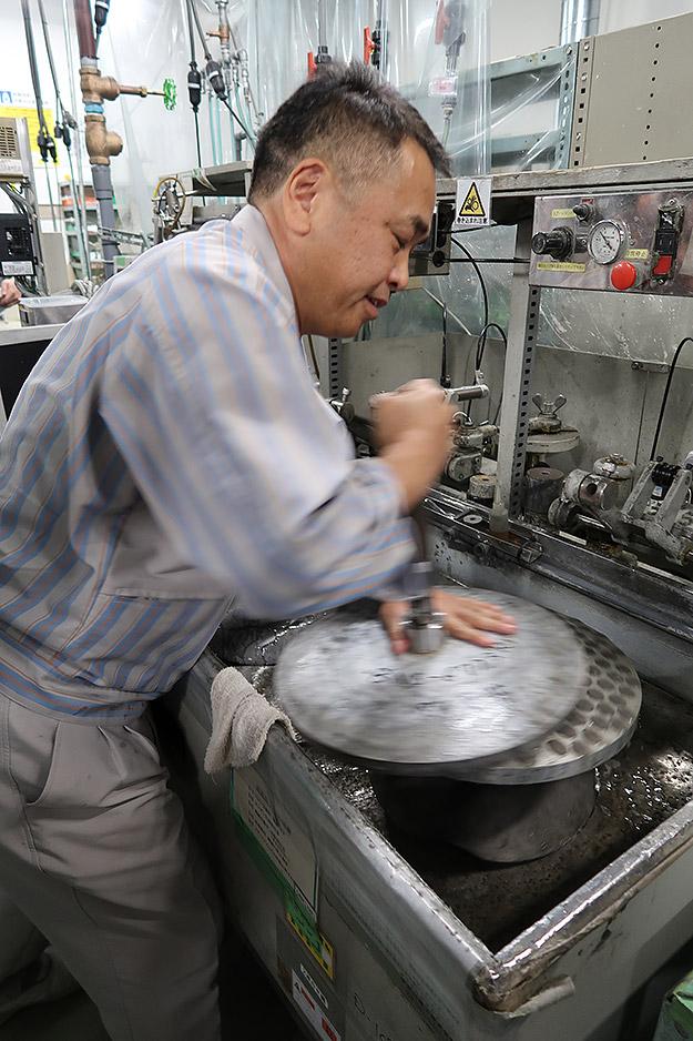 佳能公司不再生产单反相机了吗,佳能打算撤出中国吗