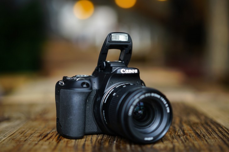 佳能eos200d相机介绍,佳能eos200dii单反相机