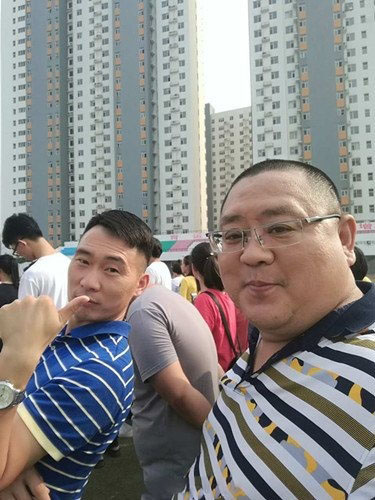 保定技术学院来俩“大叔”级新生:一个41一个36