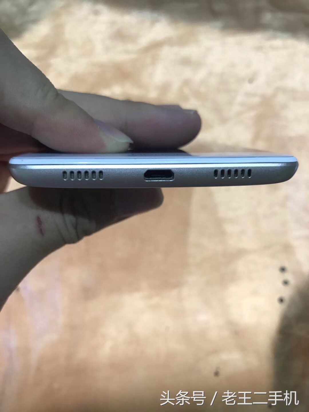 华为一千左右性价比高的手机,华为一千元左右最好的手机