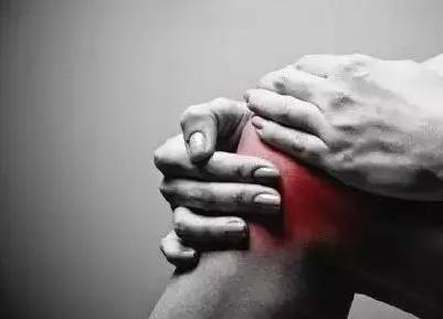 上下楼膝关节咯吱咯吱响,髌骨软化两侧膝关节疼痛难忍