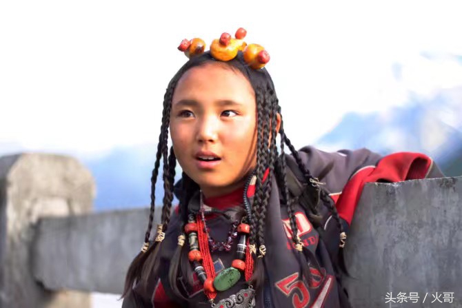 西藏林芝波密姑娘,路过林芝