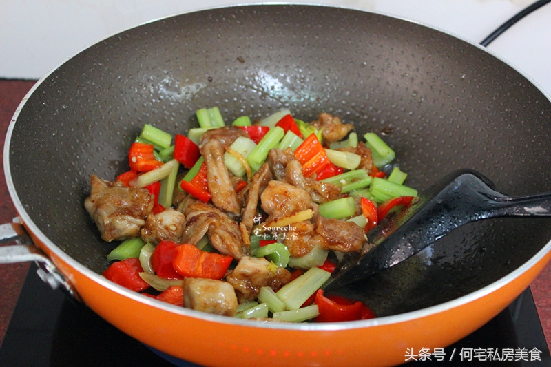 脆皮兔肉的正宗做法,如何做出外酥里嫩的兔肉