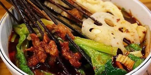 郑州新生美食全攻略!来这20家店,吃遍5个区、5大美食广场