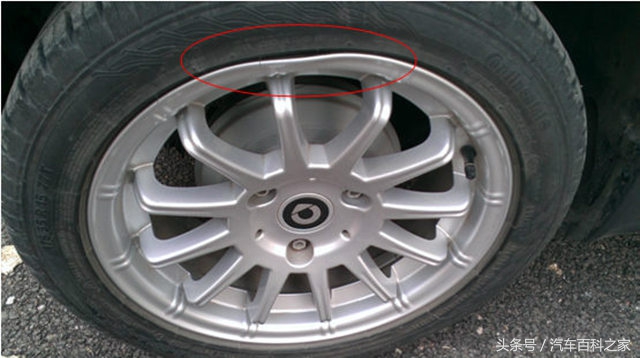 轮胎爆胎和鼓包哪个严重,轮胎22545r18容易爆胎鼓包吗