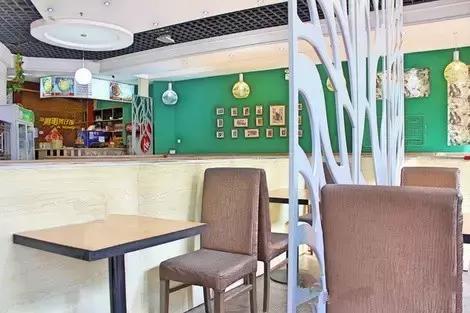 郑州新生美食全攻略!来这20家店,吃遍5个区、5大美食广场