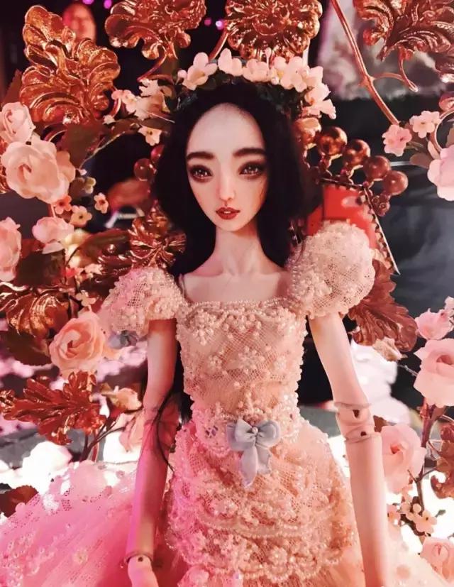 下血本！李晨花了200万为范冰冰定制了一个专属娃娃！