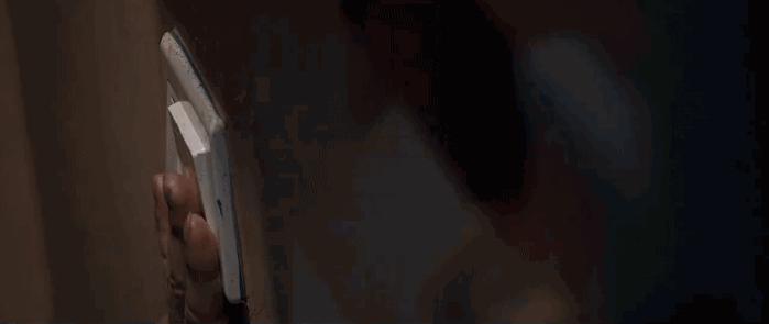 潘粤明眼神再无少年气全是沧桑,潘粤明如何一人分饰两角