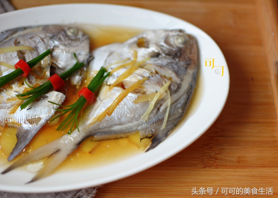 鲳鱼怎么做好吃清蒸鲳鱼,清蒸鲳鱼的最简单做法