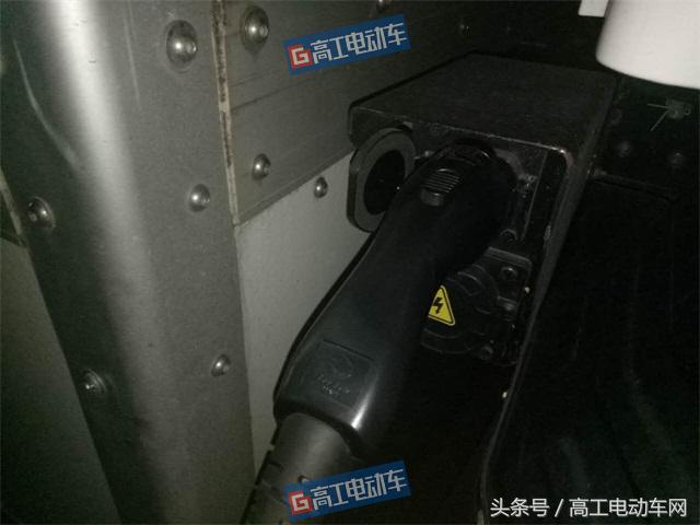 高工调查｜京东现役电动物流车实测成都雅骏4.2米厢货能打几分？