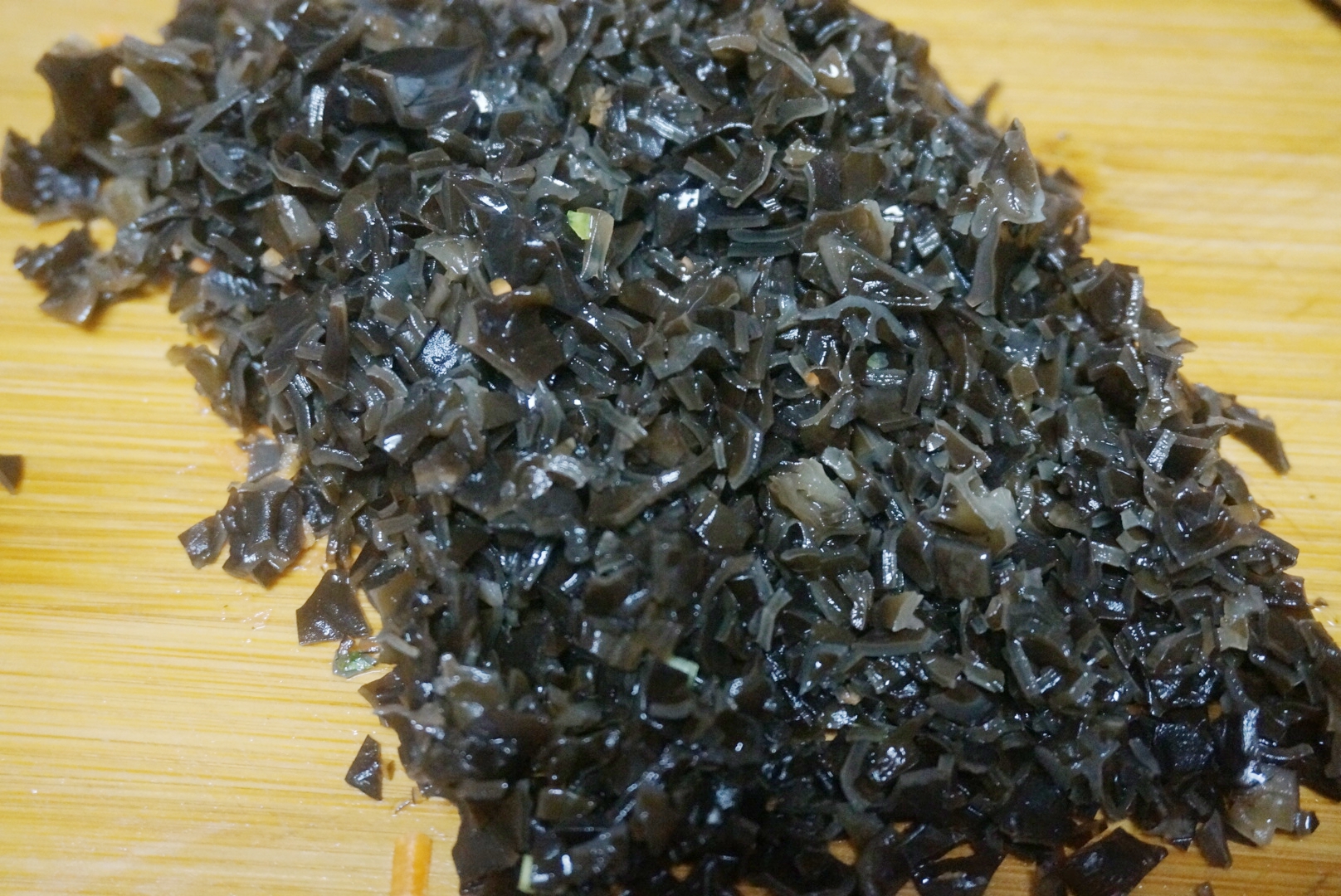 素馅饺子怎么调鲜嫩多汁,素馅饺子怎么调馅好吃呢