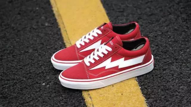 yeezy网红洞洞鞋,yeezysuperstar鞋