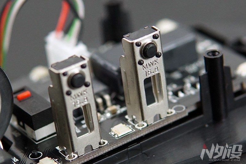 赛德斯飞鱼鼠标拆解,赛德斯游戏鼠标拆卸