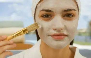 去黑头收缩毛孔小妙招学生,去除黑头收缩毛孔最有效的方法