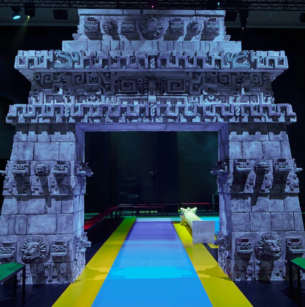 米兰时装周gucci直播外场,米兰时装周gucci三叶草