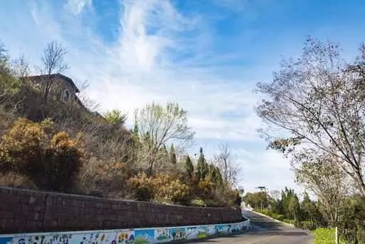 去郑州哪里旅游最便宜又好玩,郑州值得旅游的地方有哪些