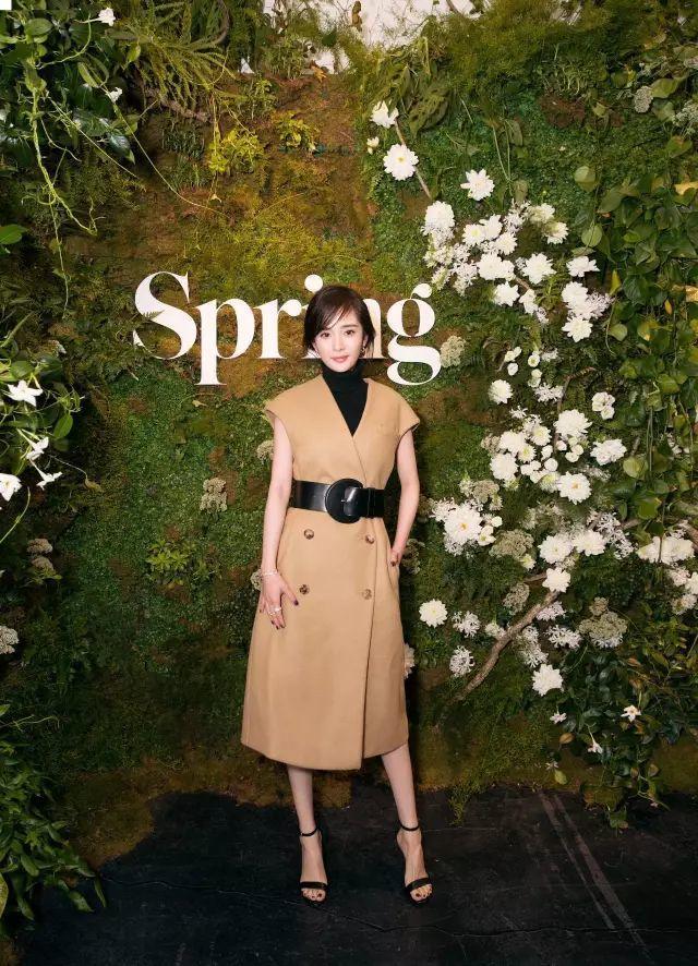 杨幂和mk的代言是到期了吗,杨幂代言mk包是什么牌子