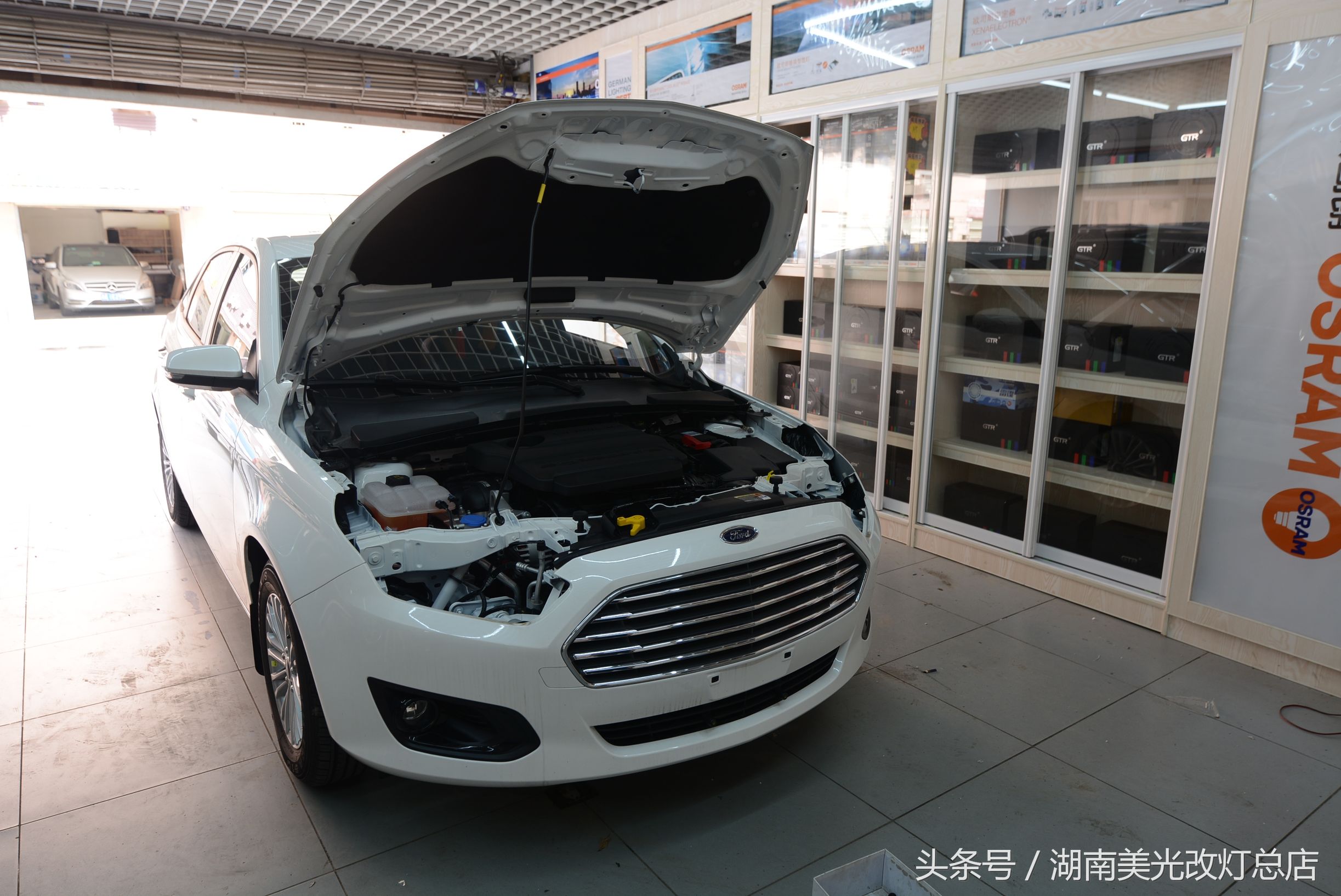 改灯的朋友圈说说,改车灯的说说文案